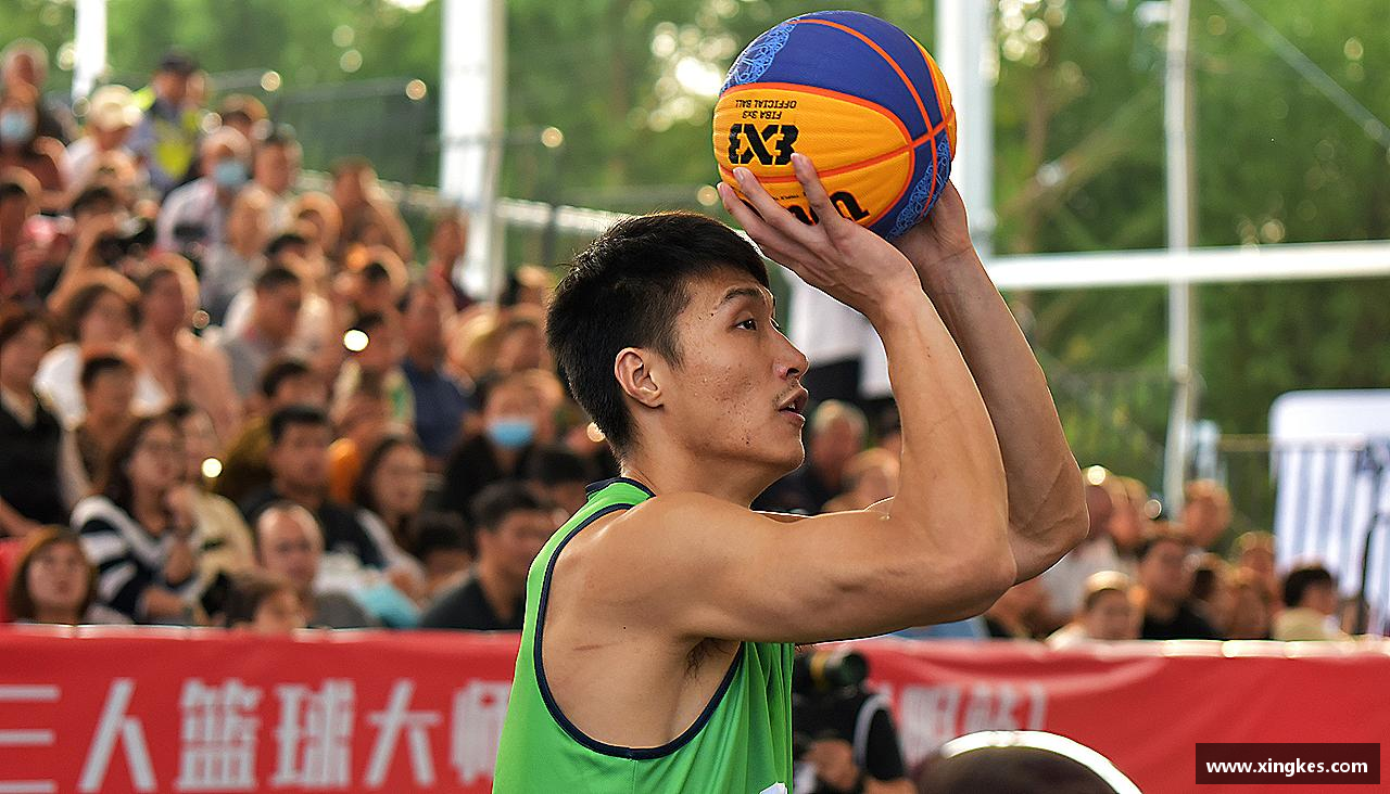 星空·综合体育中国官方网站磨砺自我，绽放光芒！